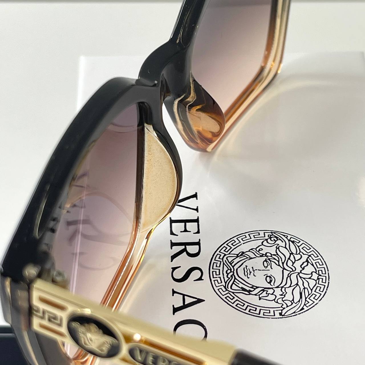 Versace Marron Dégradé