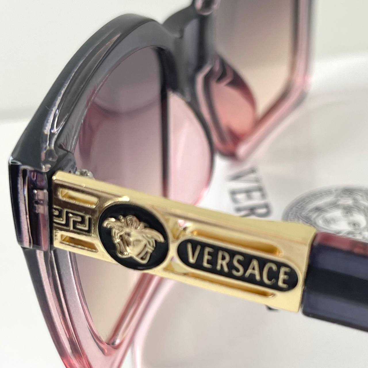 Versace Rose Dégradé