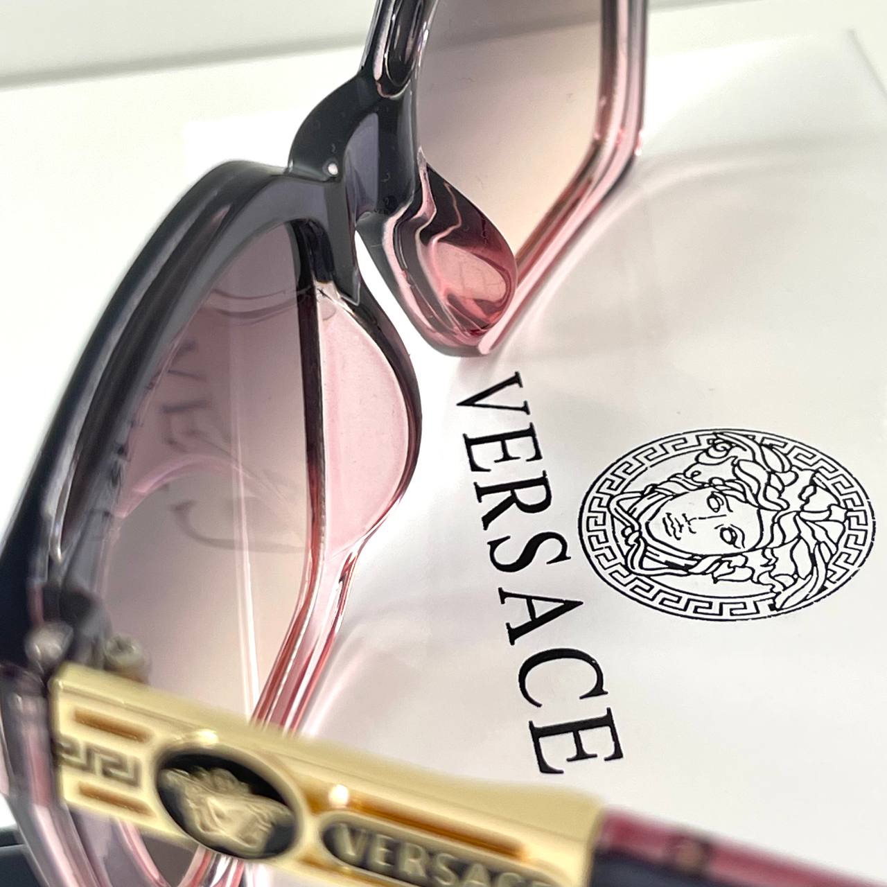 Versace Rose Dégradé