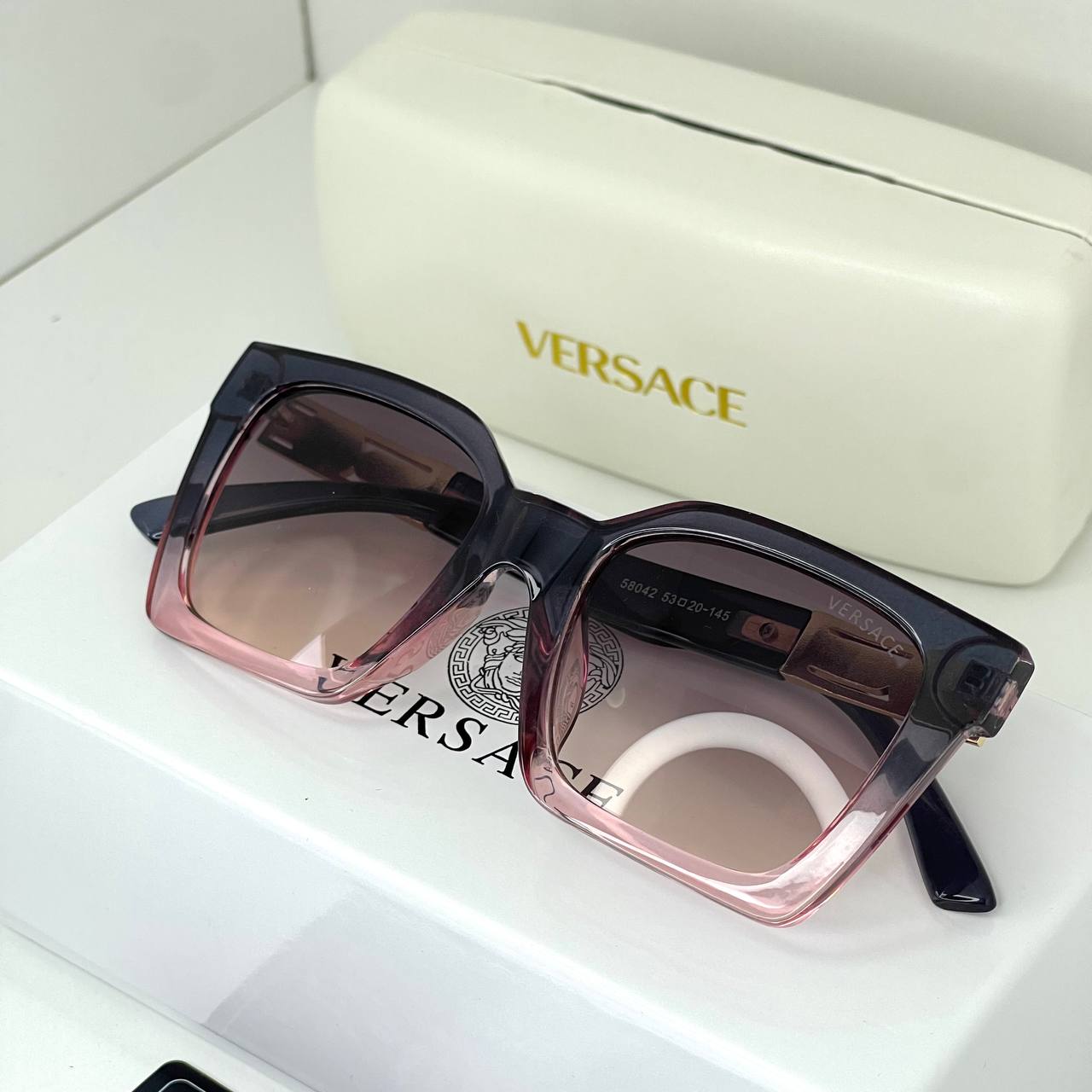 Versace Rose Dégradé