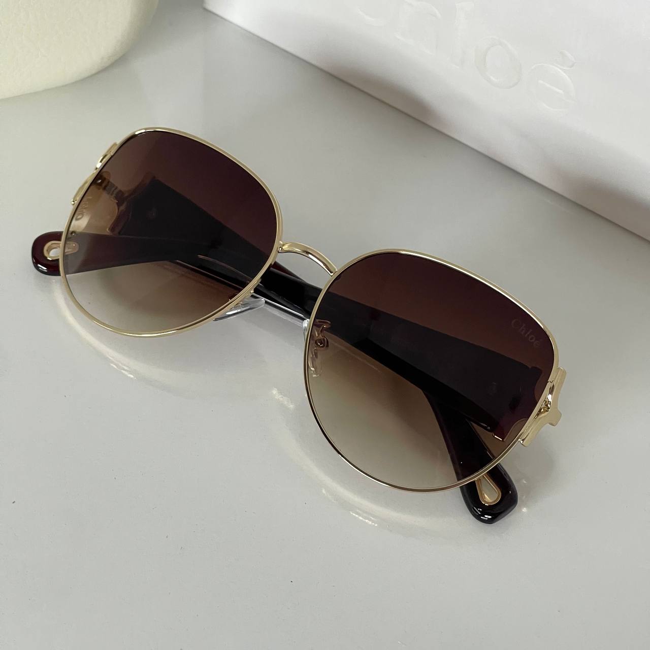 Chloé Gold Chic