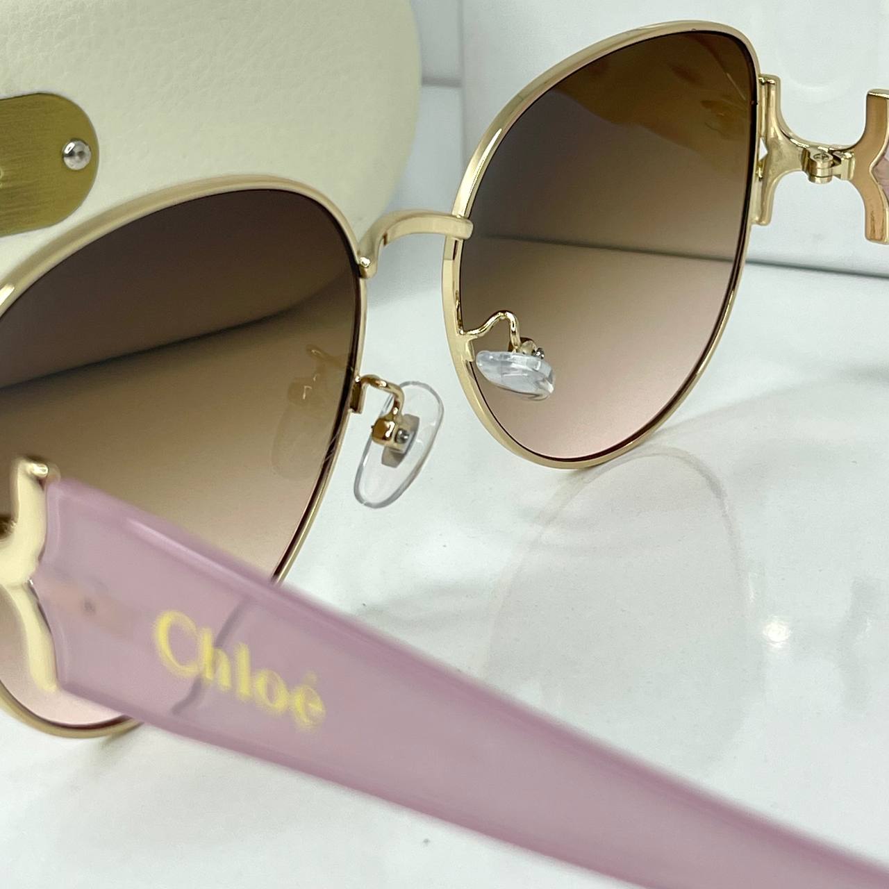 Chloé Rose  Chic