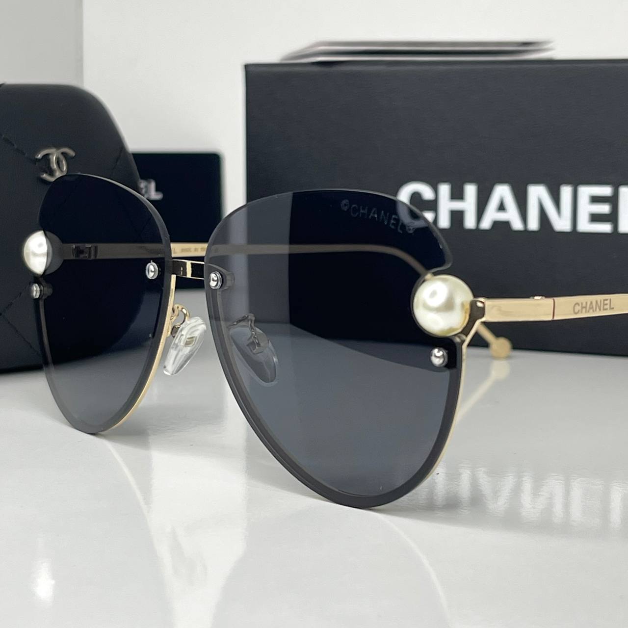 Chanel Perle Noire