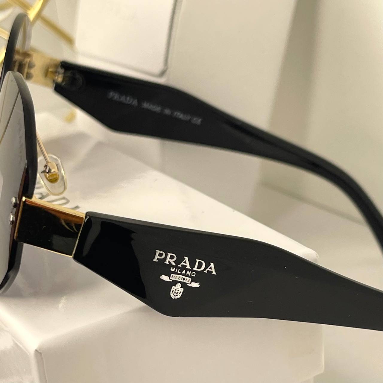 Prada Pure Noire