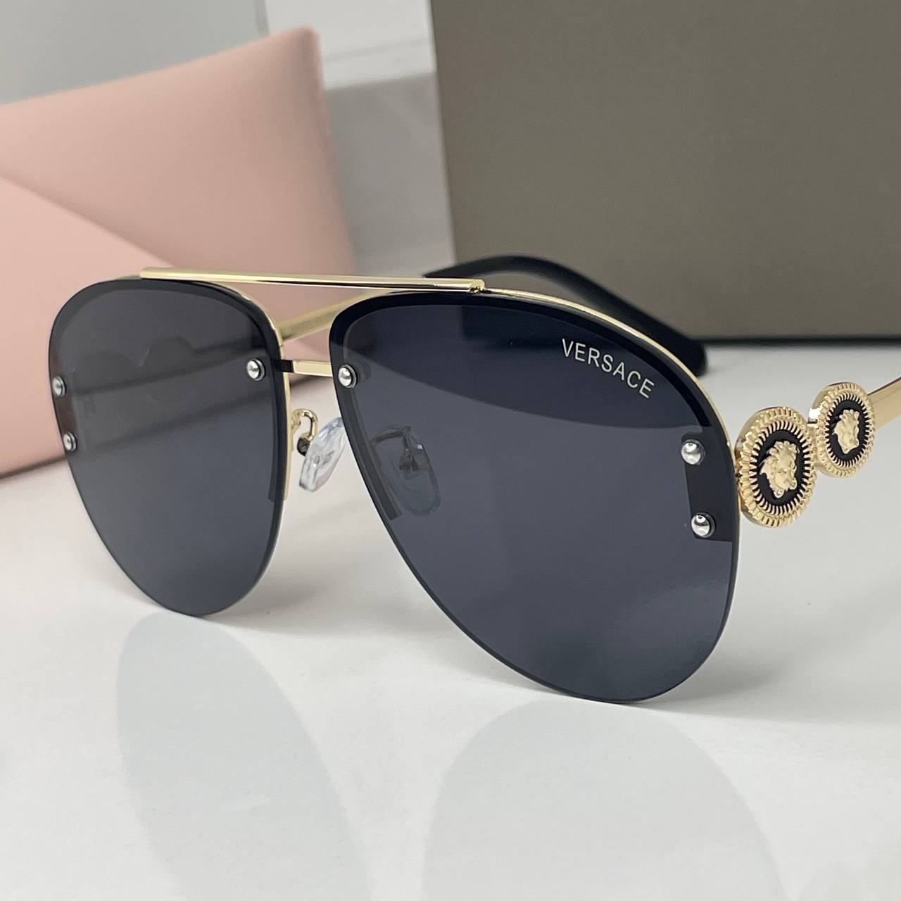 Versace Noir Gold