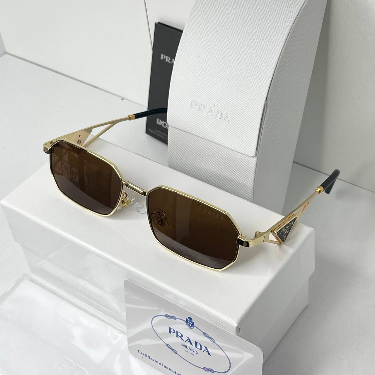 PRADA GOLD