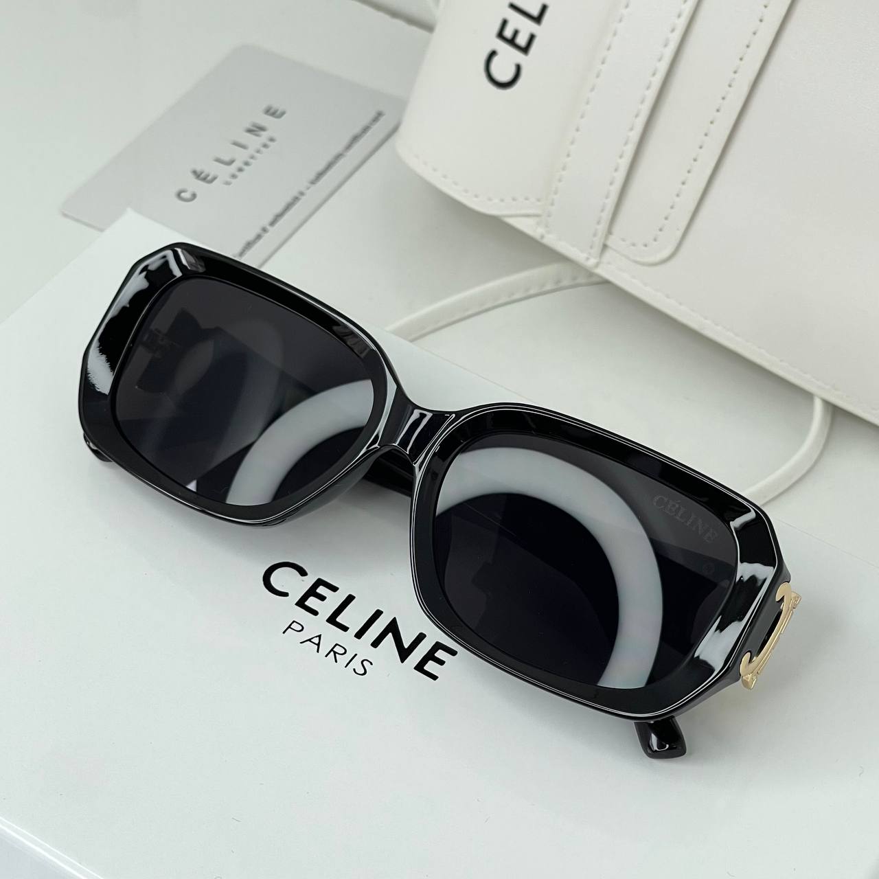 Céline Luxe Noir