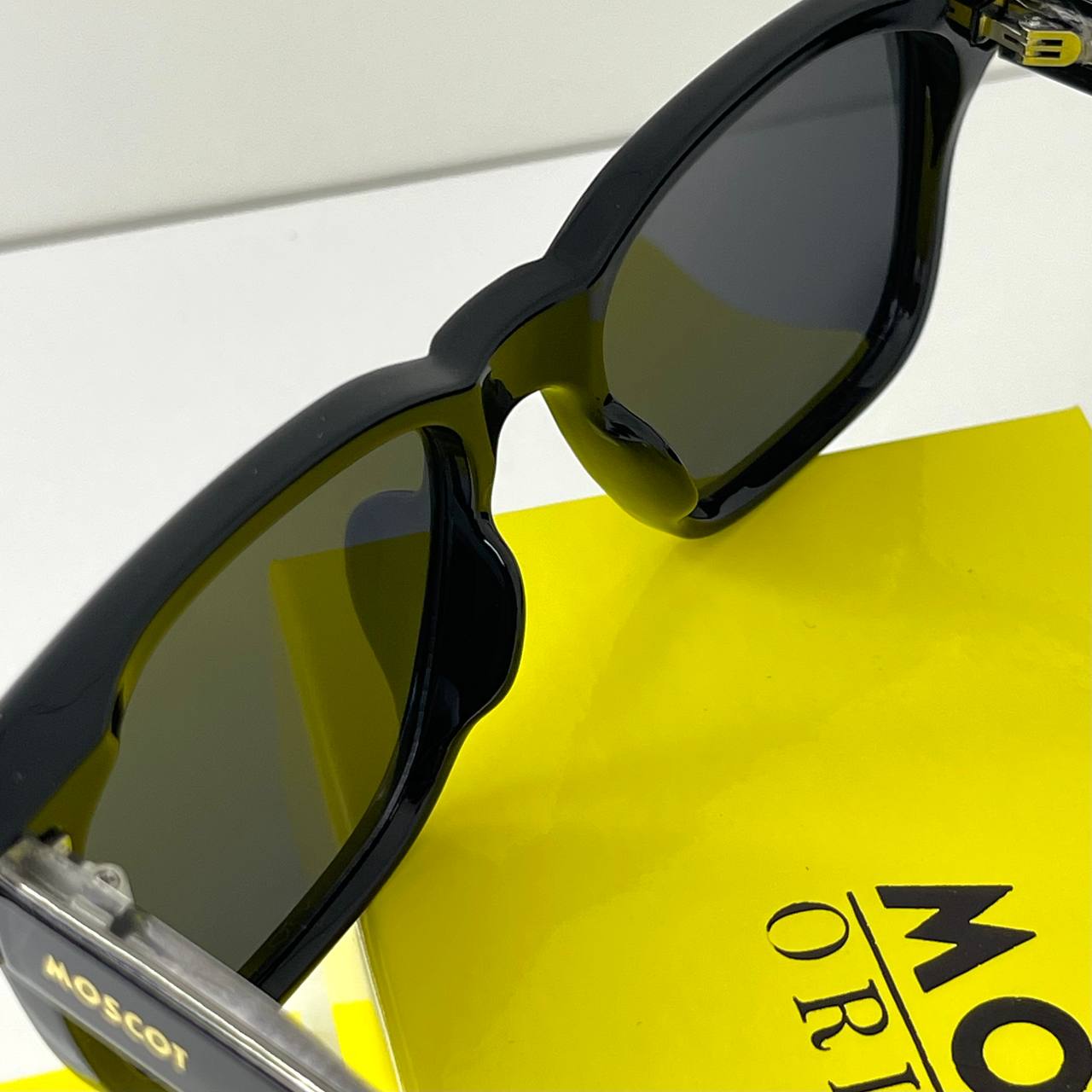 Moscot Noir Classic