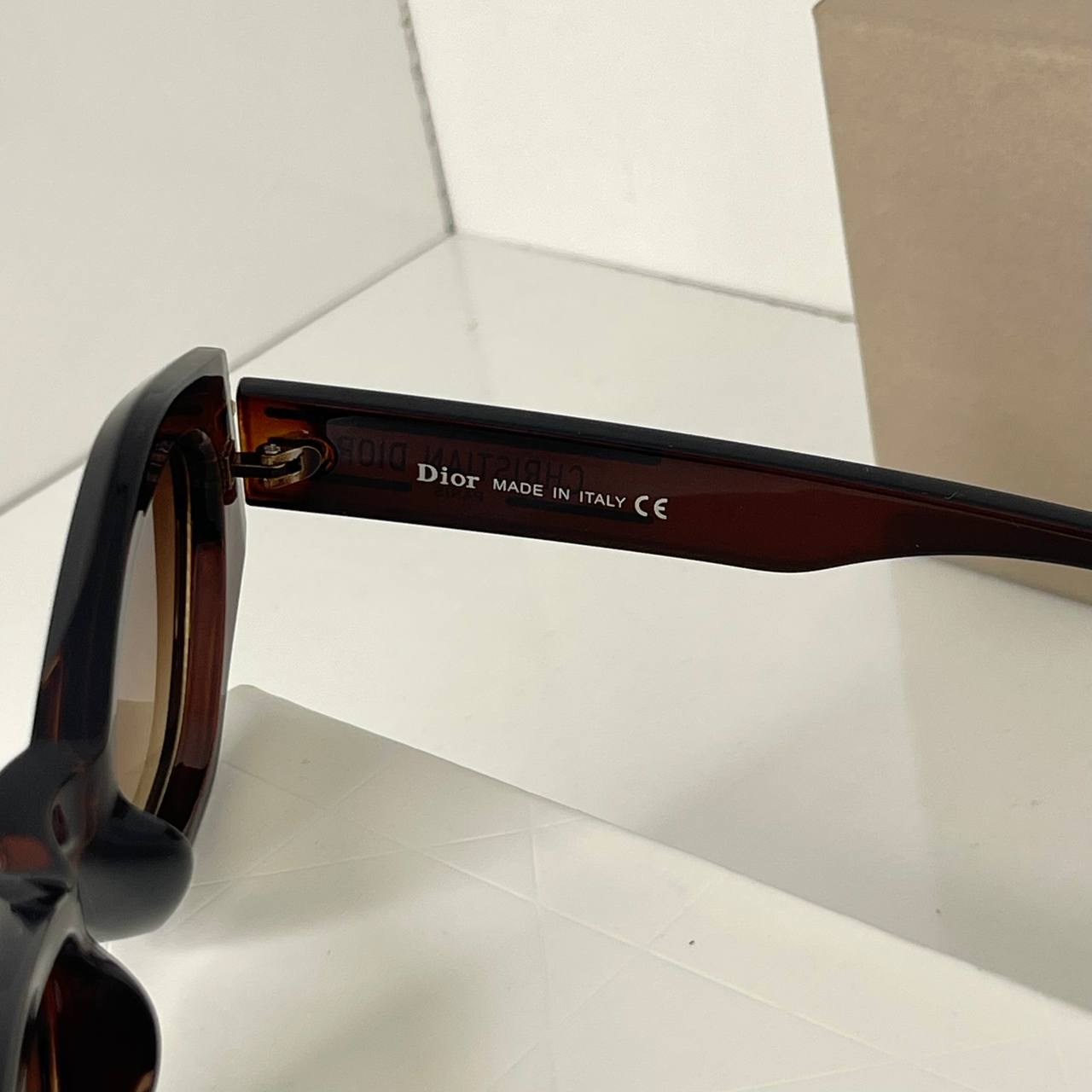 DIOR Marron