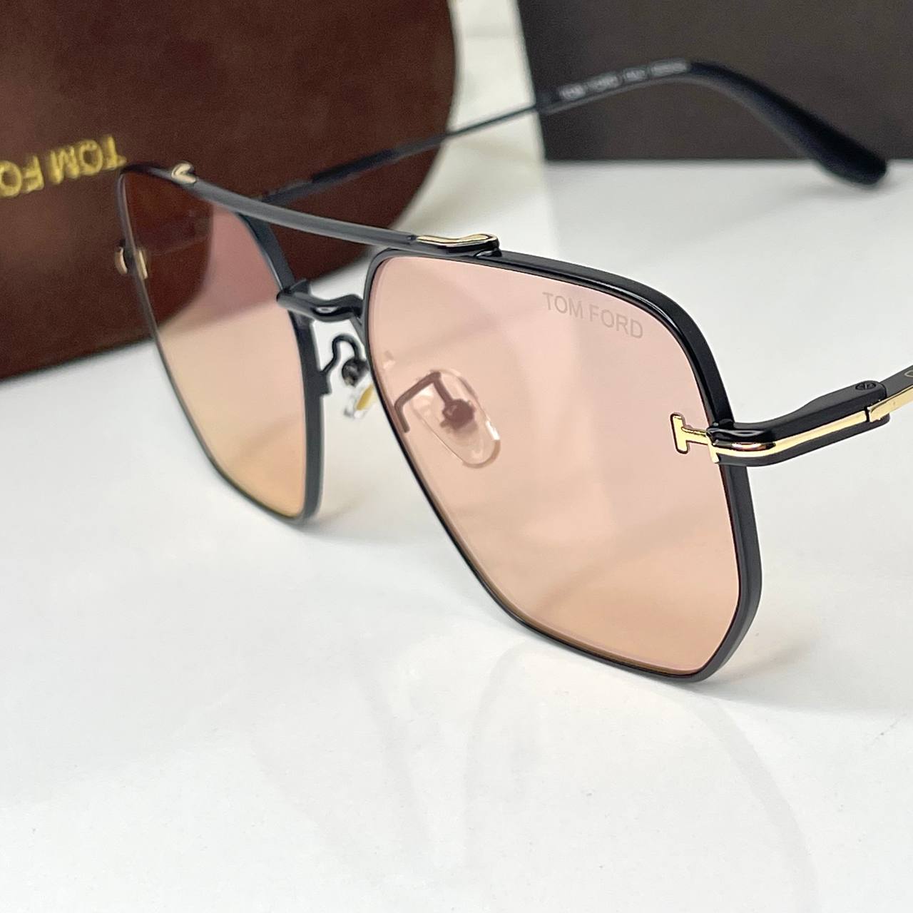 Tom Ford Pink
