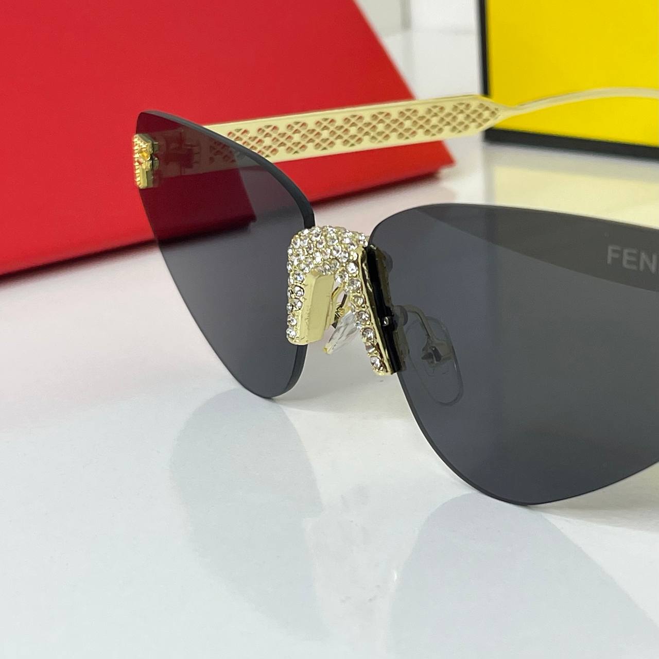 FENDI NOIR