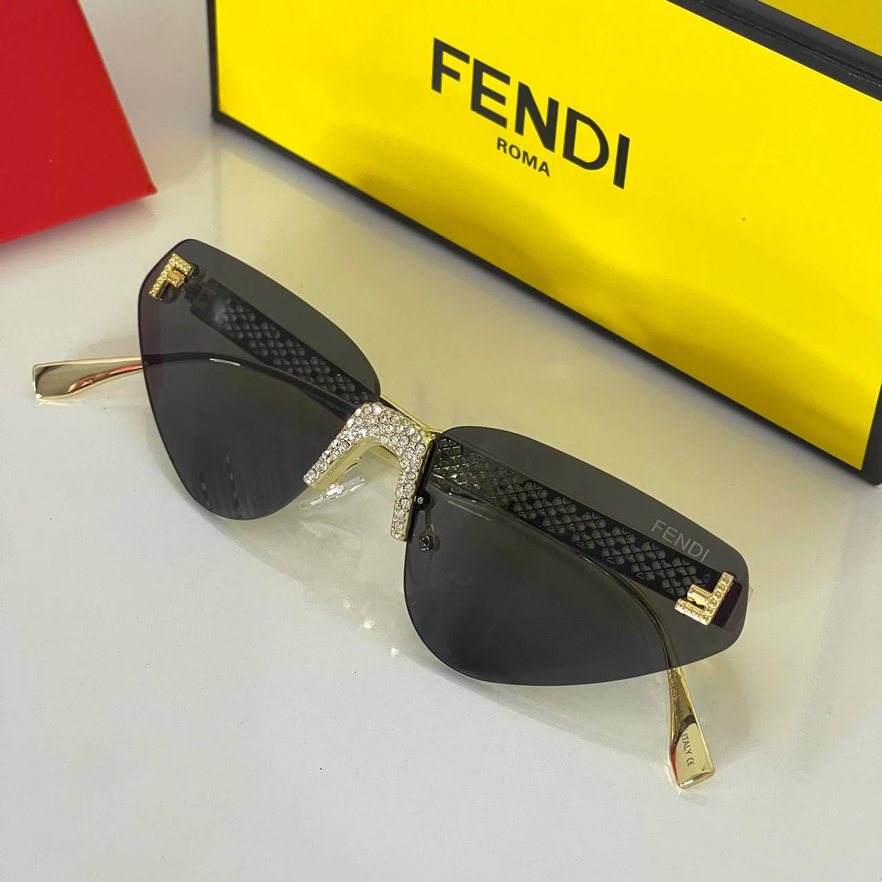 FENDI NOIR