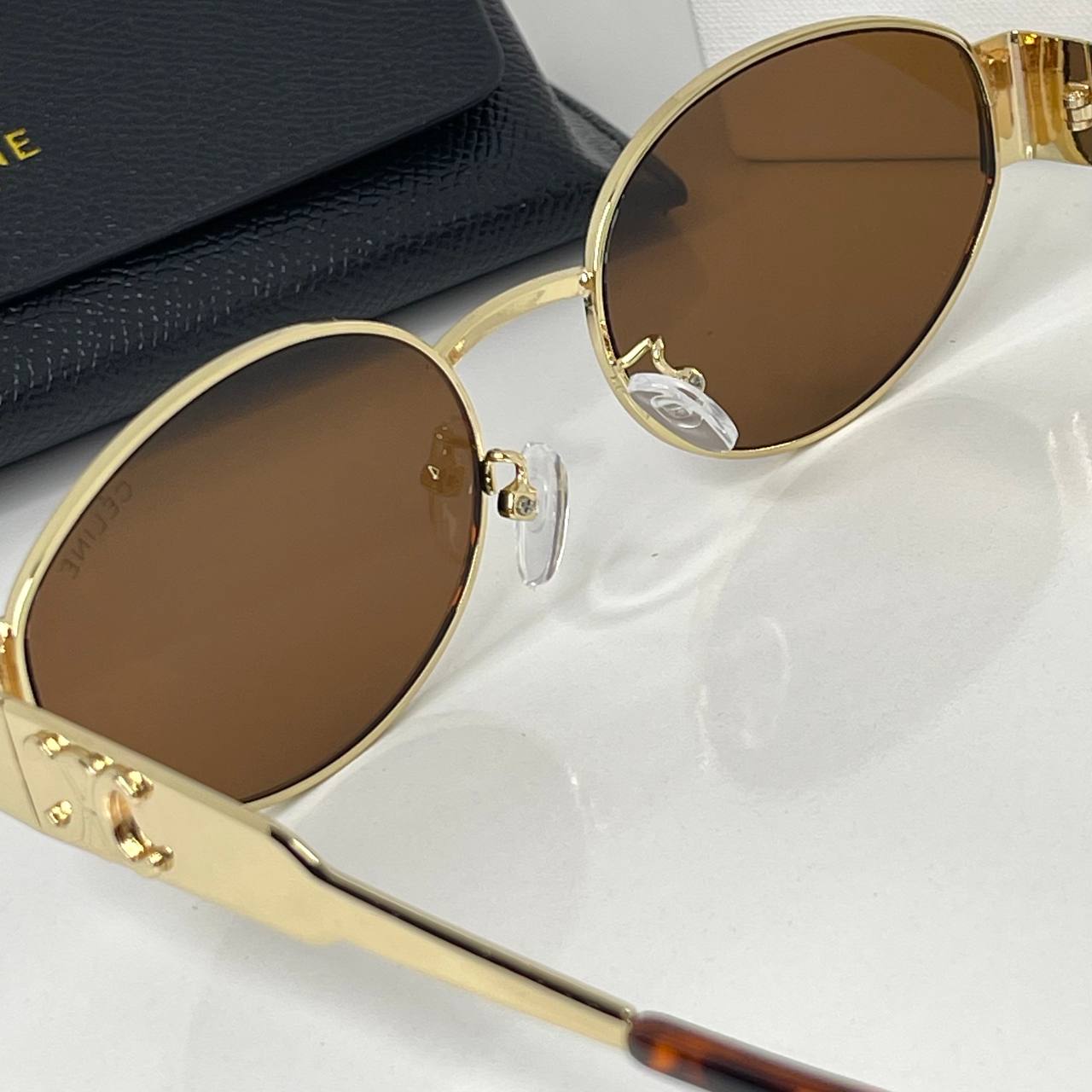 Céline Gold
