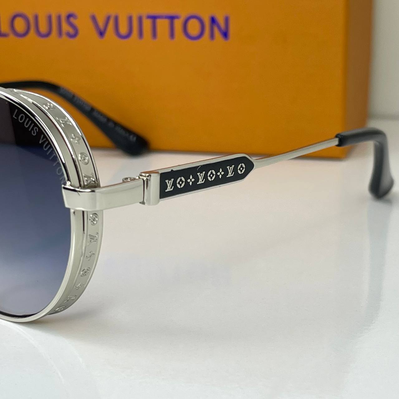 LV Empire Bleu Dégradé