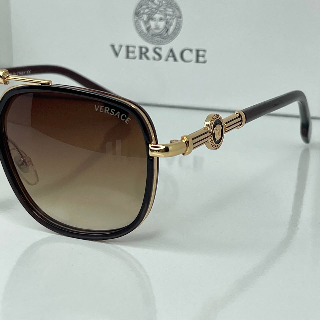 Versace Royal Gold