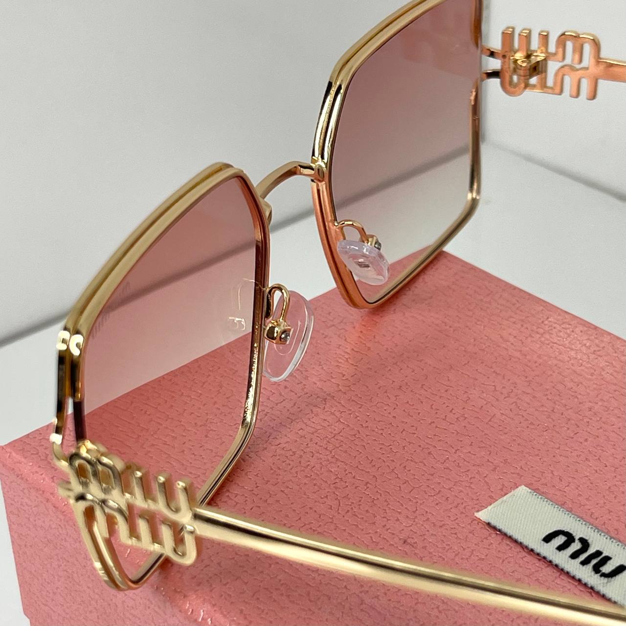 Miu Miu Luxe Pink