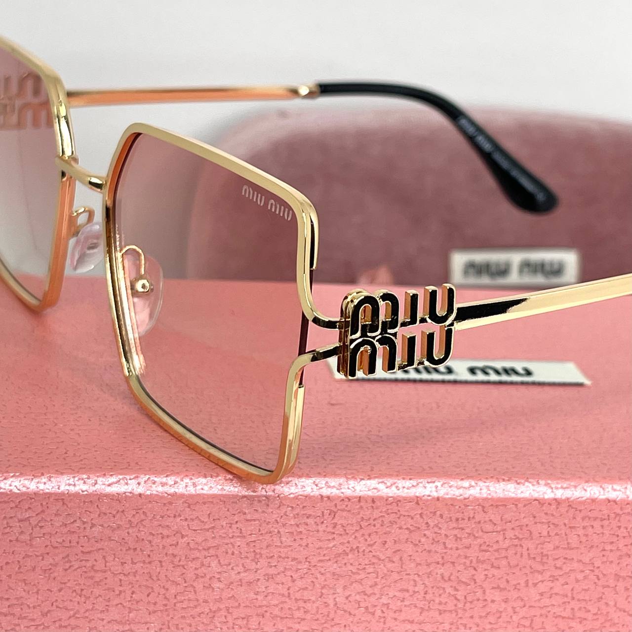 Miu Miu Luxe Pink