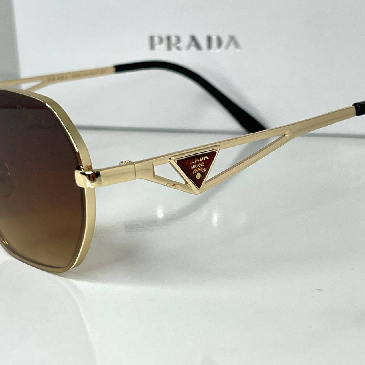 Prada Luna Gold